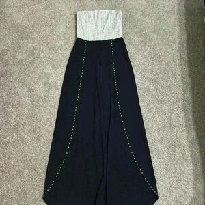 Alice + Olivia